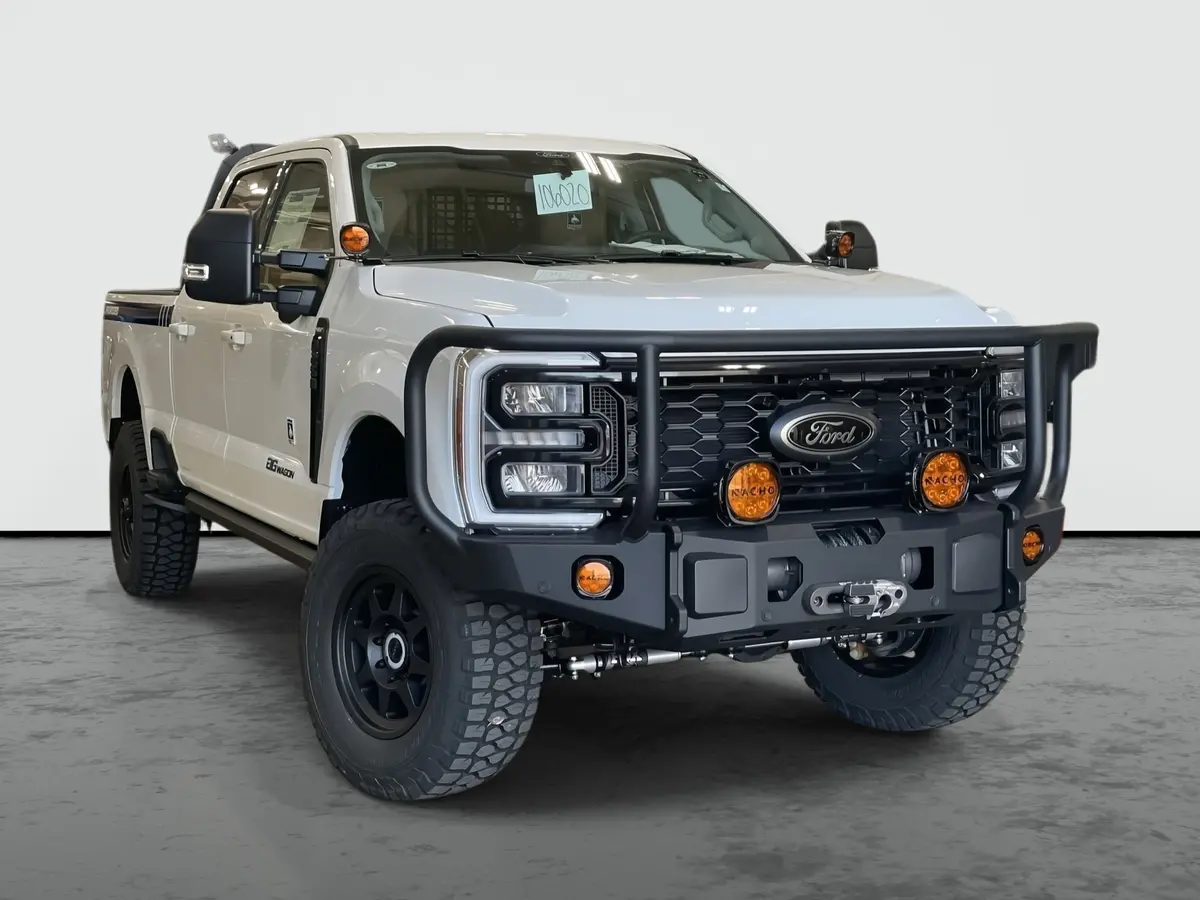 2026 Ford F-250 4X4 Agwagon Prorodeo Premium Lifted Truck 1