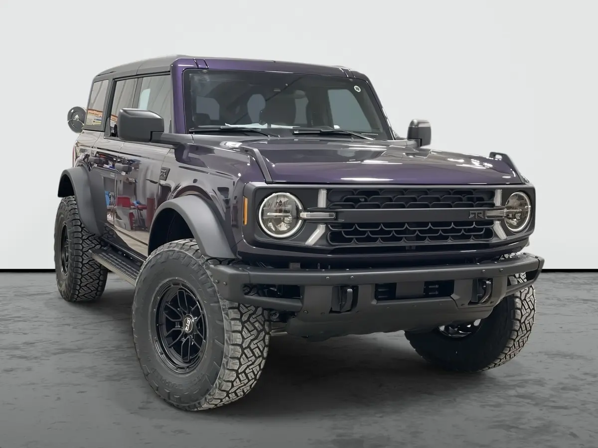 2025 Ford Bronco Unlimited 4X4 Rtr Premium Lifted Truck 1