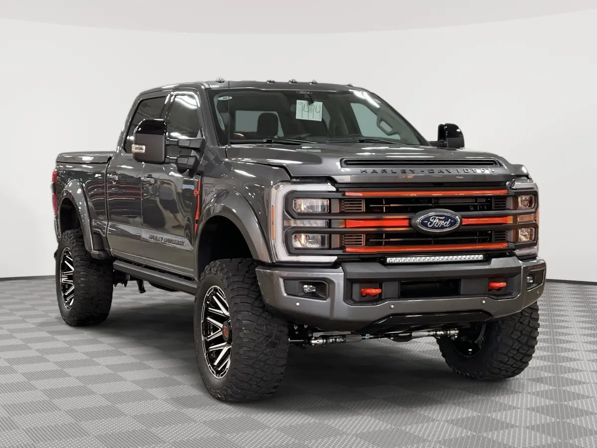 2024 Ford F-250 4X4 Harley-Davidson Edition Premium Lifted Truck 1