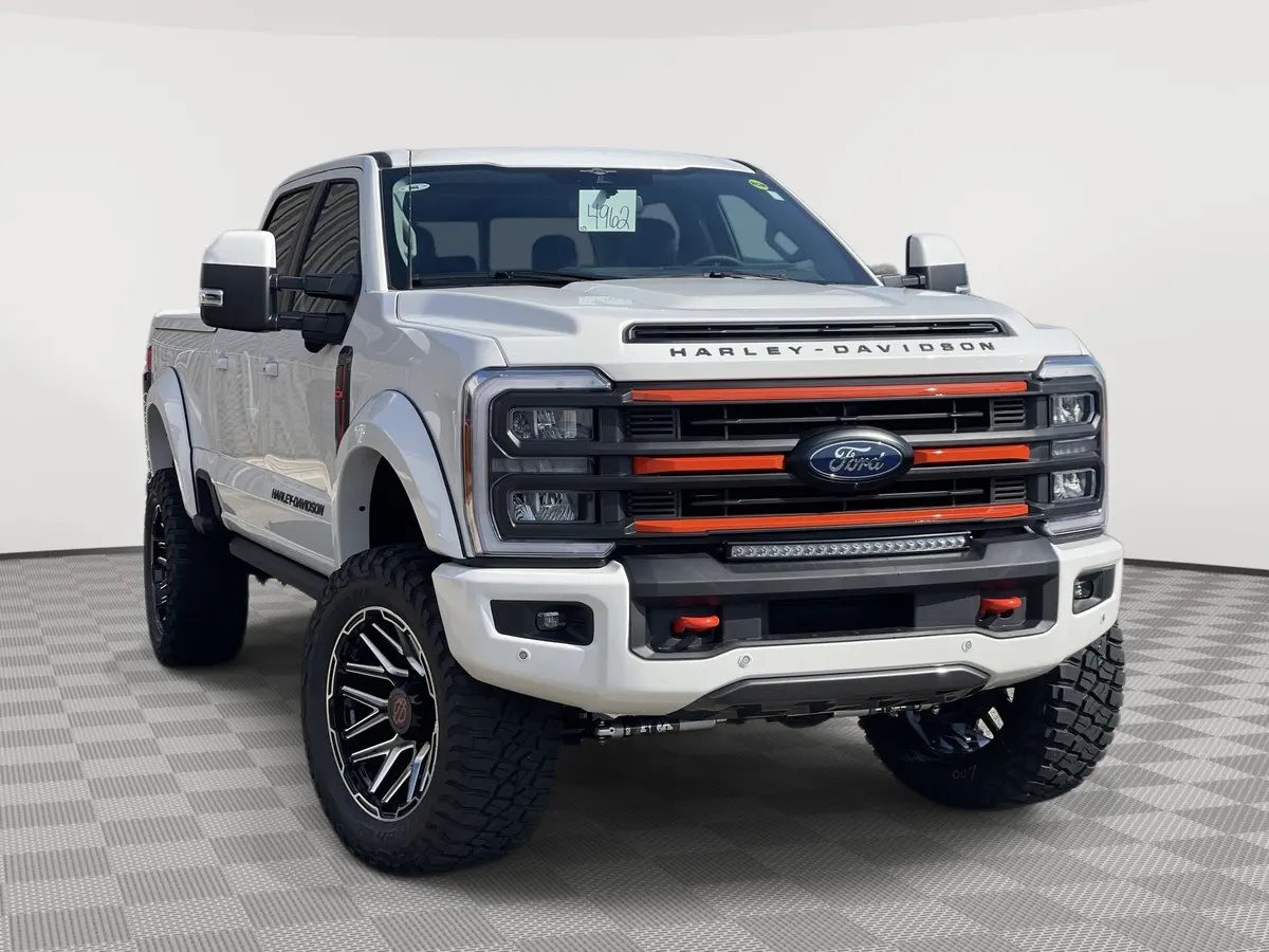 2023 Ford F-250 4X4 Harley-Davidson Edition Premium Lifted Truck 1