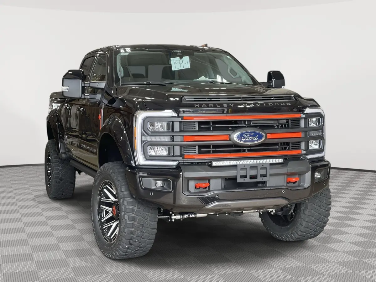 2024 Ford F-250 4X4 Harley-Davidson Edition Premium Lifted Truck 1