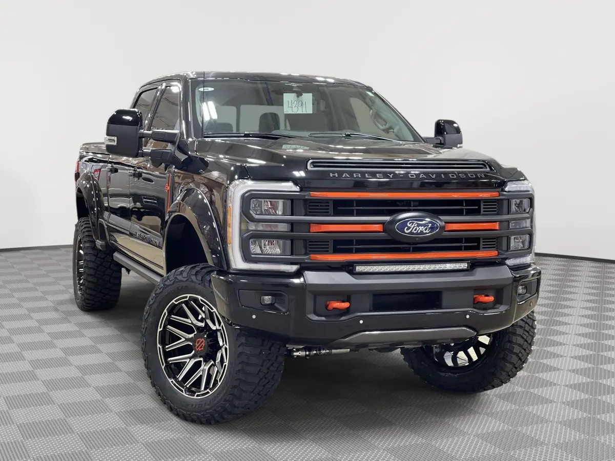 2023 Ford F-250 4X4 Harley-Davidson Edition Premium Lifted Truck 1