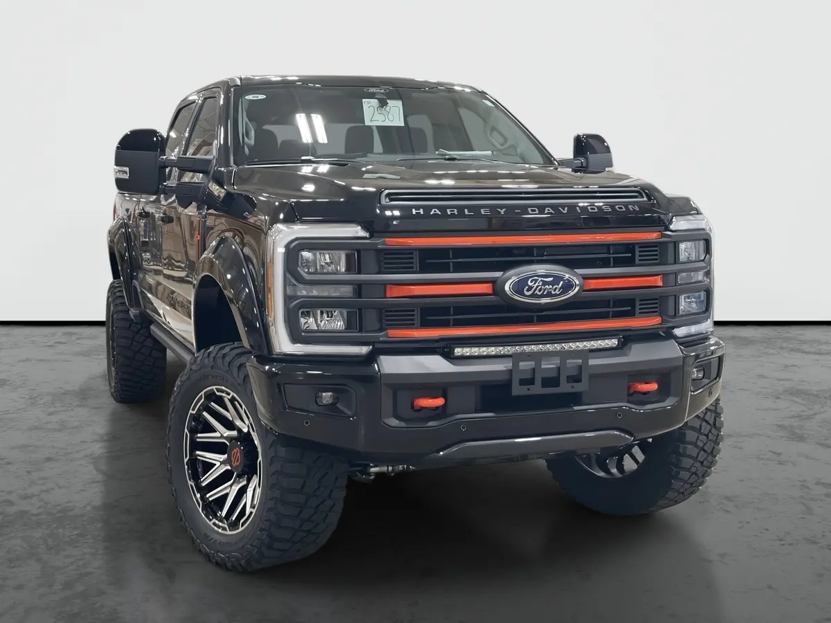 2024 Ford F-250 4X4 Harley-Davidson Edition Premium Lifted Truck 1